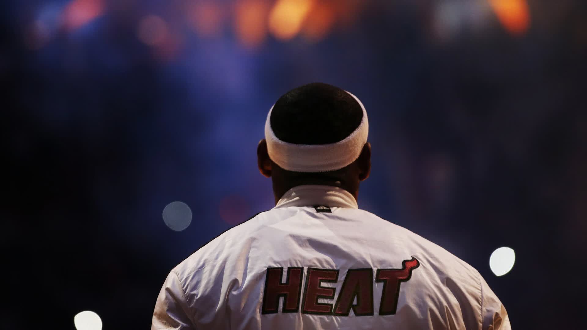 2026国际足联世界杯-王者归来！纳达尔新规首秀惊艳伯纳乌，皇马球迷疯狂致敬